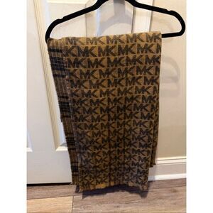 Michael Kors MK Wrap Scarf